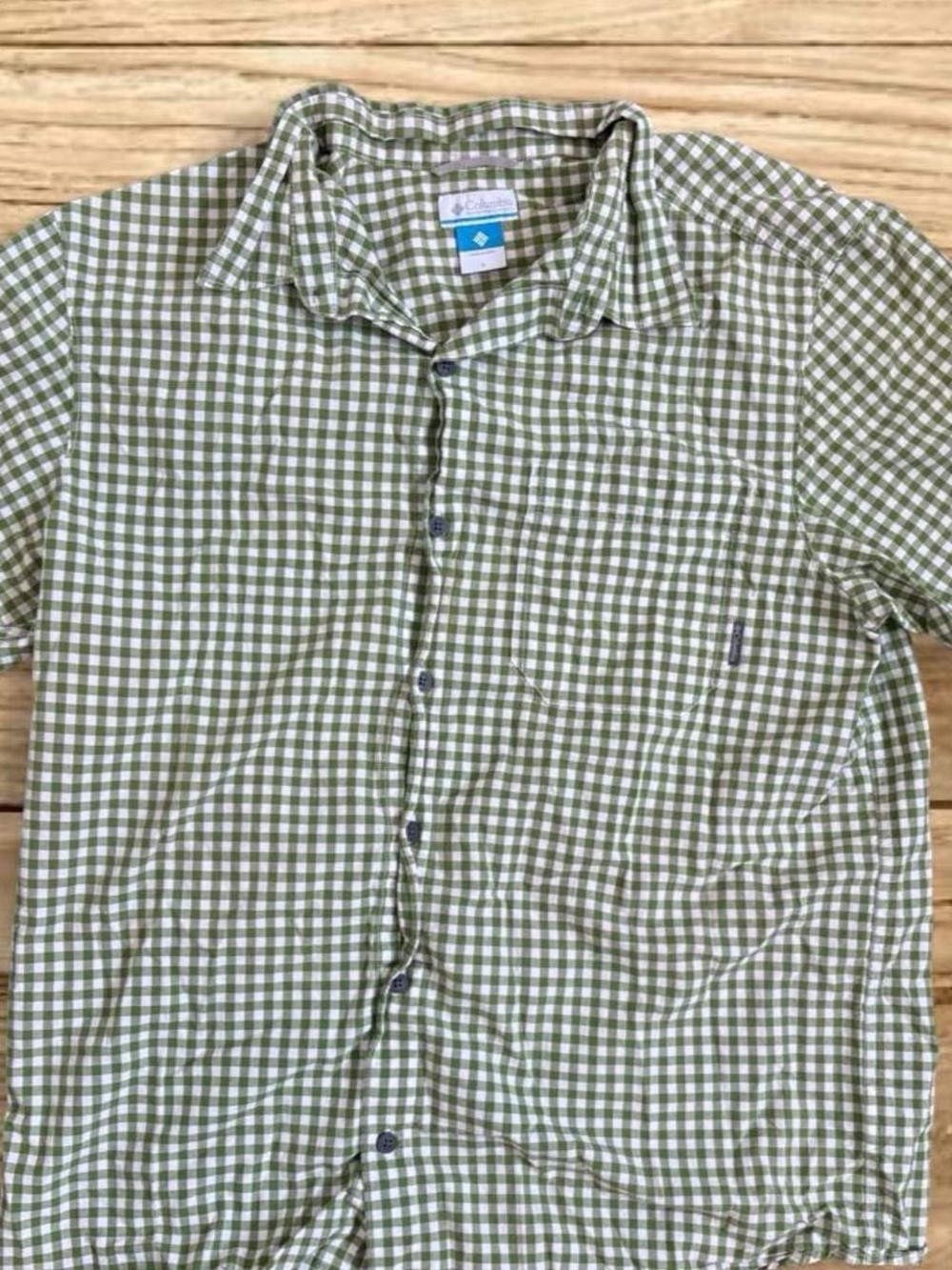 Columbia Men’s Olive and White Gingham Short-Sleeve Button-Up Shirt